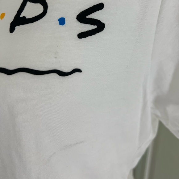 Bundle of 2, Like New, Never Worn Cropped Tees L and XL ~ Friends and Romwe - Picture 6 of 11